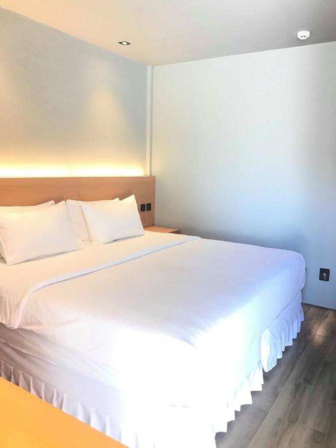 Mayfair Resort Panglao Extérieur photo