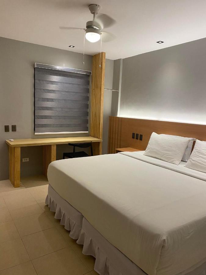 Mayfair Resort Panglao Extérieur photo
